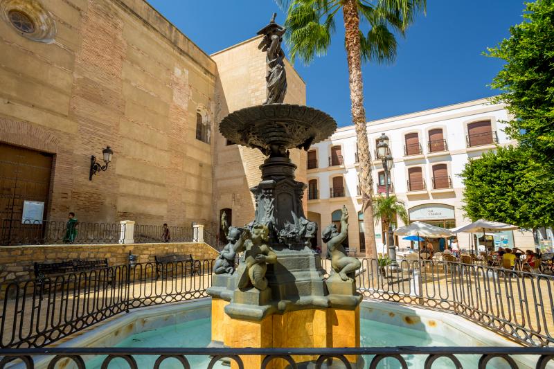 plaza mayor playas de vera almeria